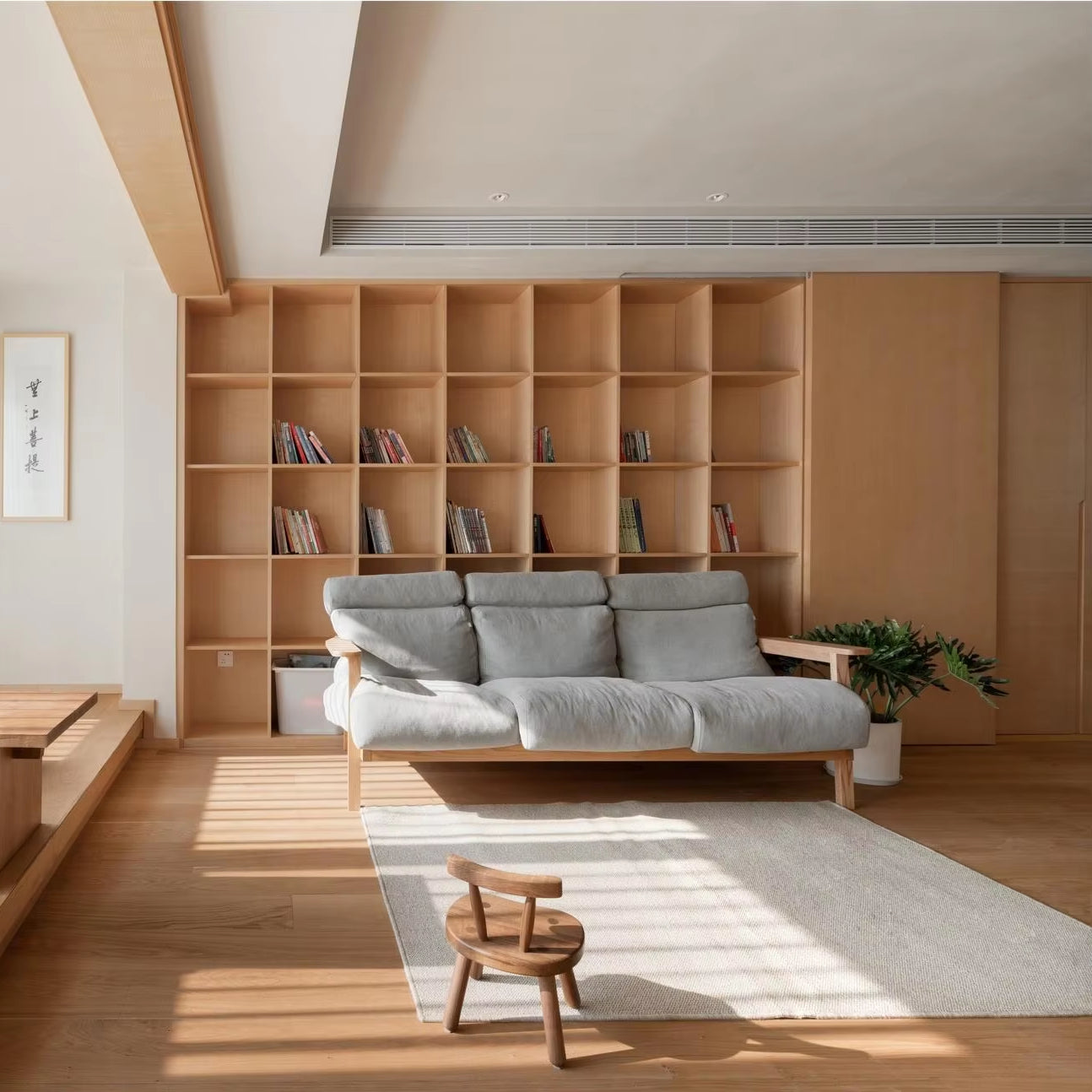 Customizable Solid Wood Living Room Furniture Includes Cabinets Tables Chairs