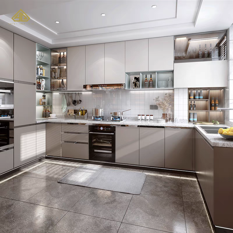 Custom Modern Design Uv Lacquer Kitchen Cabinets for Apartment Project