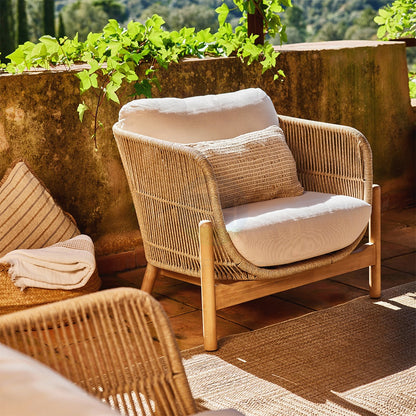 e7679d31-ffd6-4423-a8b3-79a46eb0fd82