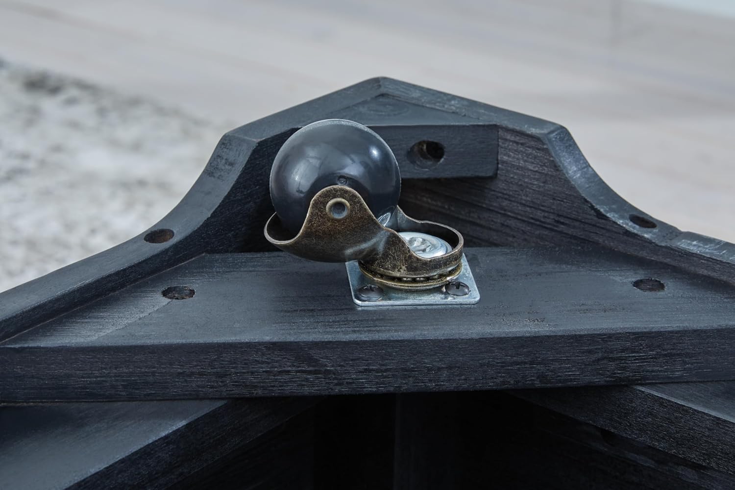 Signature Design by Ashley Wildenauer Farmhouse 2-Drawer Lift-Top Coffee Table with 2 Storage Bins Under Top and Casters, Light Brown & Black