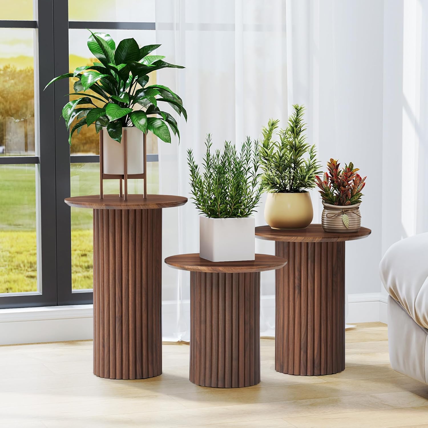 Round Nesting Coffee Table Set of 3,Mid Century Modern Fluted Coffee and End Table Set,Small Circle Wooden Side Table Drink Table for Living Room (Walnut)