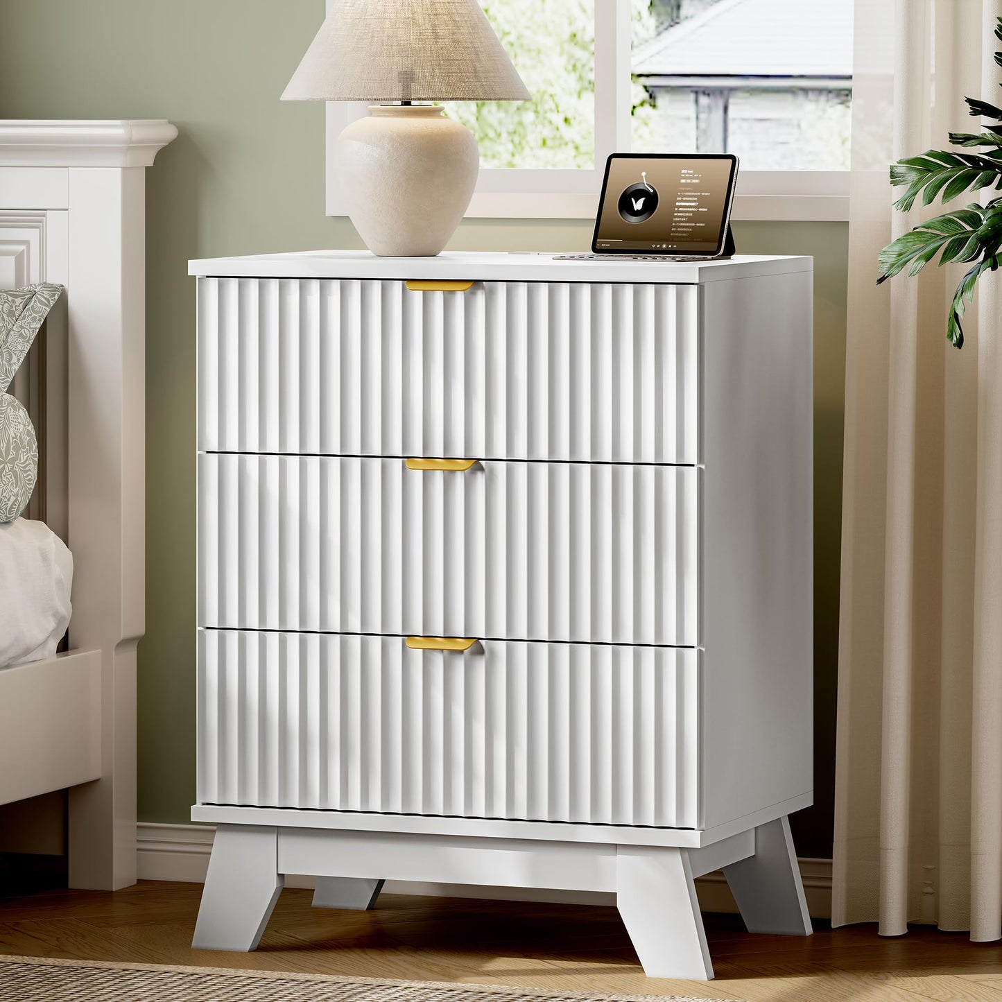 Fluted Nightstand, 24" Wide Side Table with 3 Large Storage Drawers, Mid Century Modern Wood Night Stand with Metal Handle, Wooden Bedside End Table for Bedroom, Living Room, Closet, Natural Oak