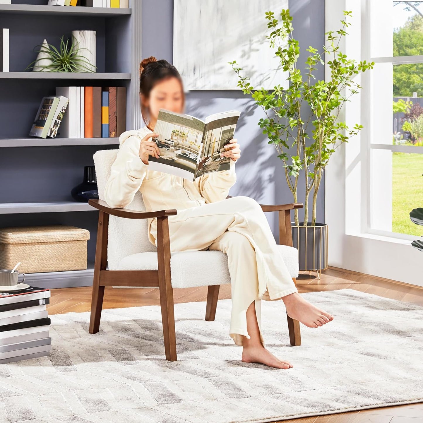 Yaheetech Recliner Chair, Retro Lounge Chair, Upholstered Chair, TV Chair, Reading Chair, Single Sofa, Maximum Load 136 kg, for Living Room, Reception Room, Home Cinema, Bedroom, Ivory