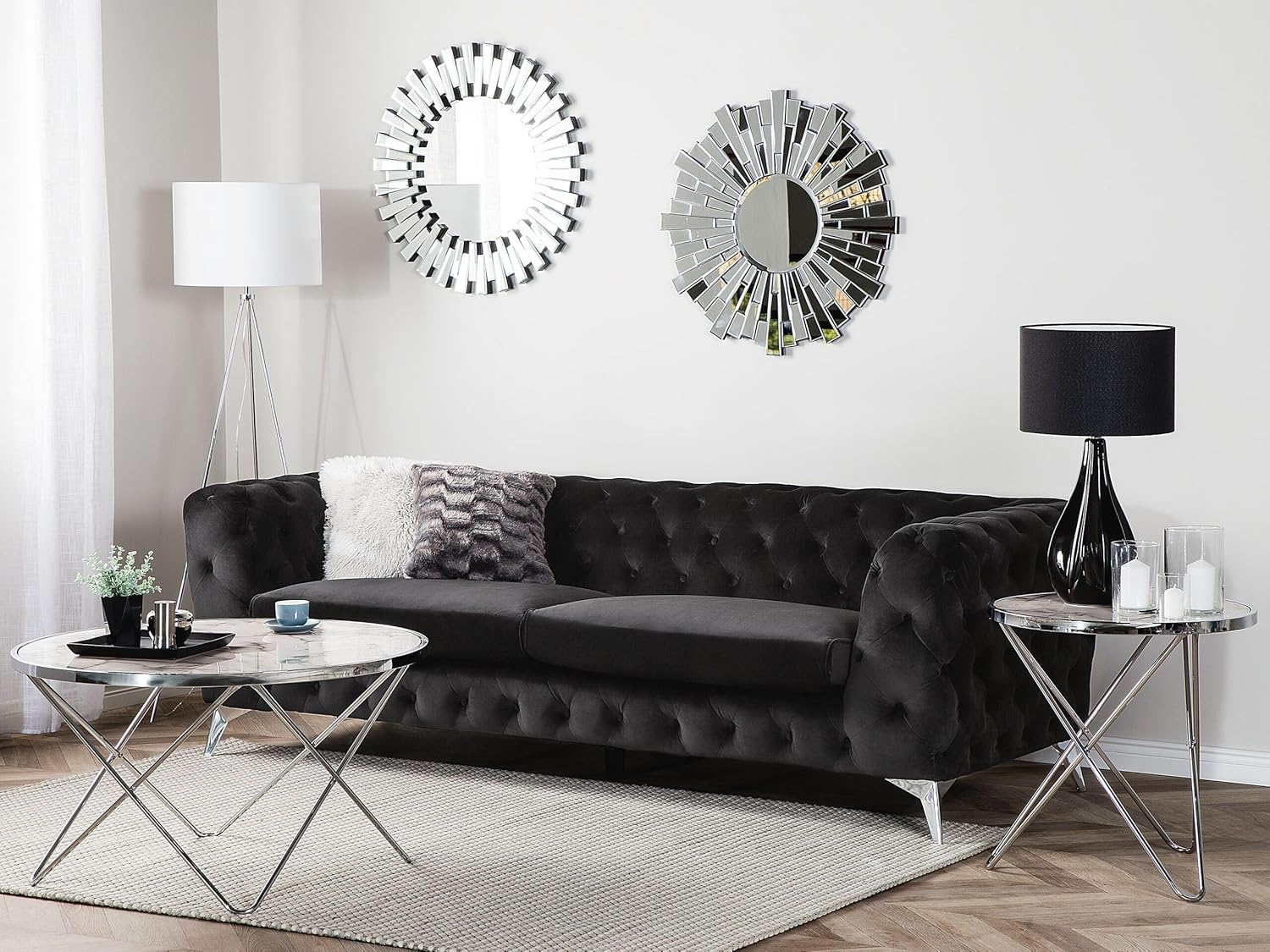 Beliani Chesterfield Style Classic Upholstered Sofa Velvet Fabric Black Sotra